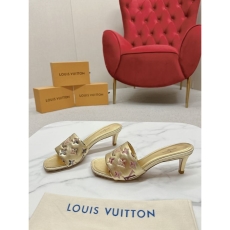 Louis Vuitton Slippers